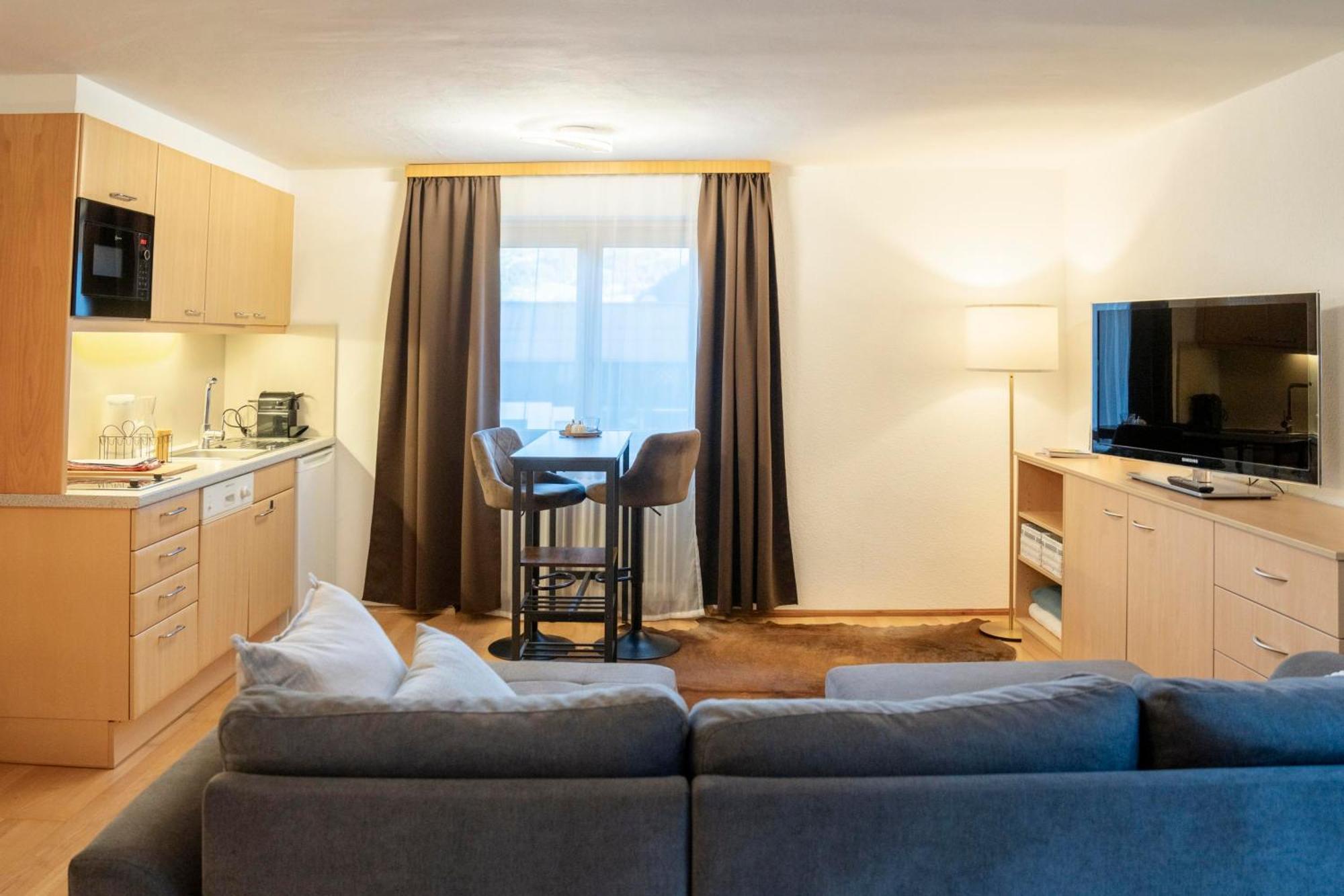 Haus Limat Apartment Schruns Екстериор снимка